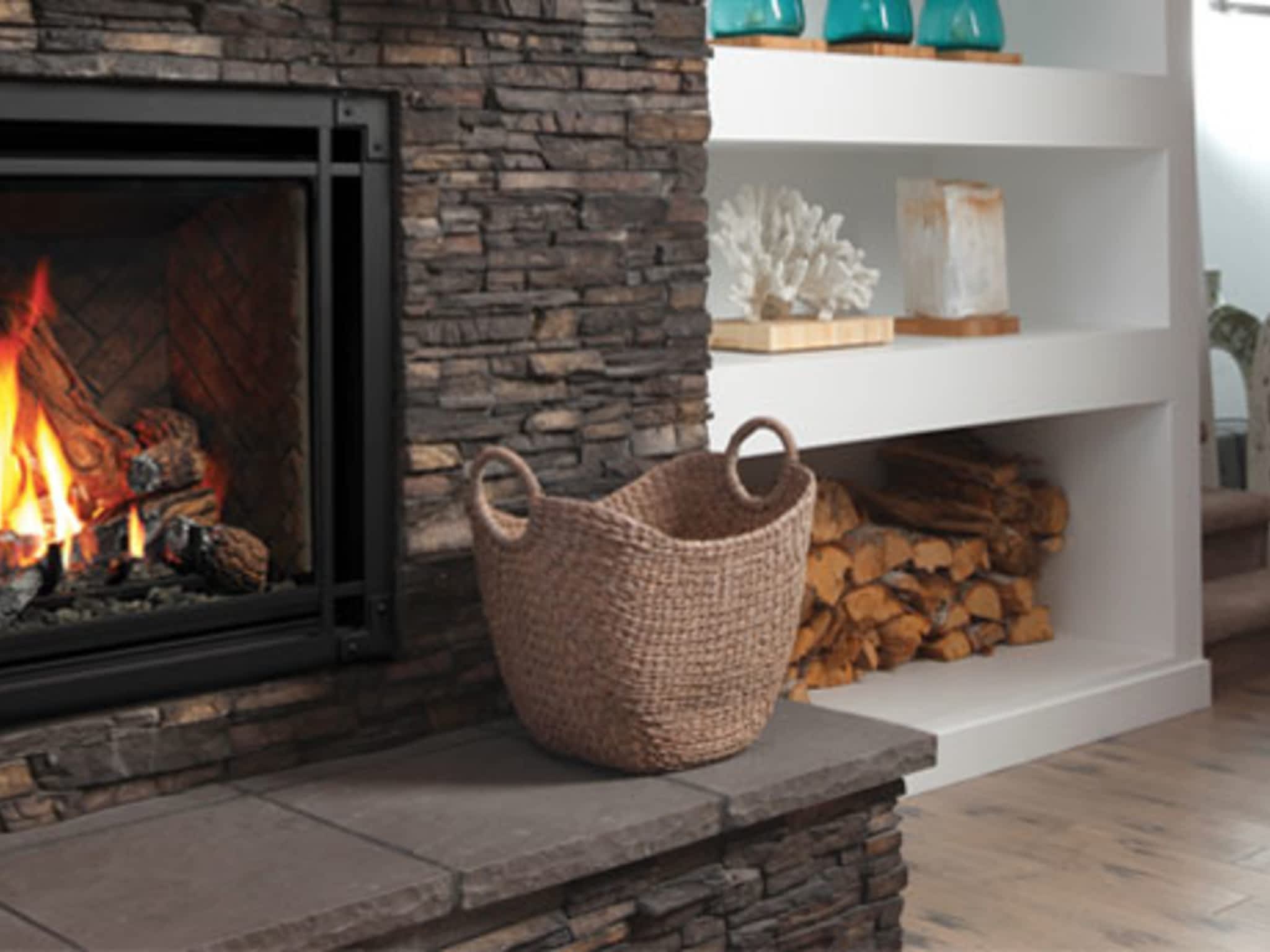 photo Impressive Fireplaces