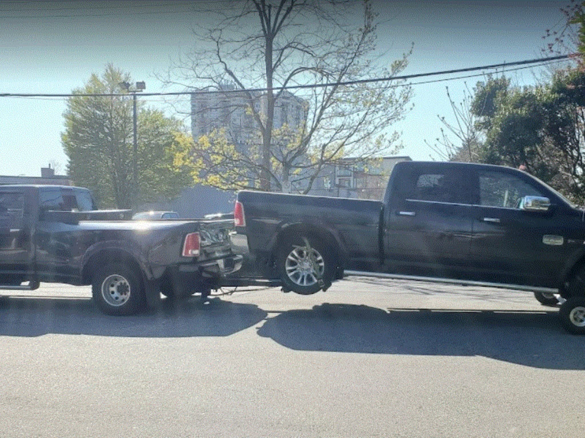 photo Lougheed Towing
