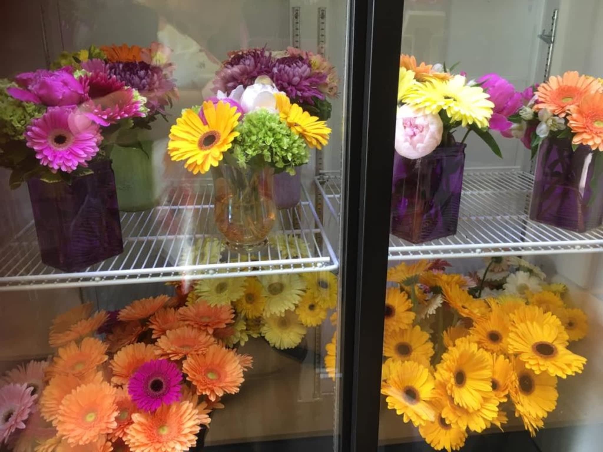 photo Burlington Flower Shop