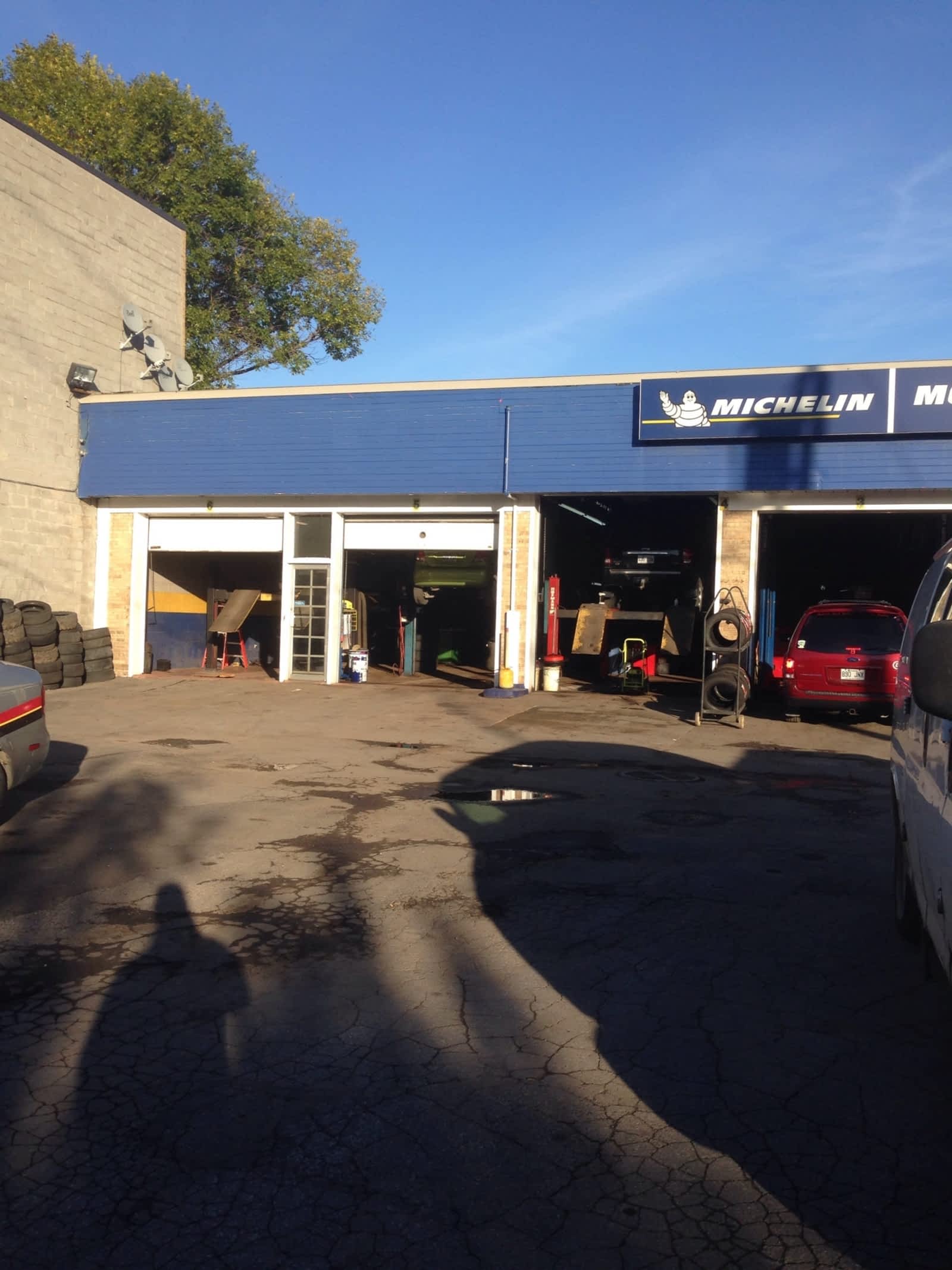 M Mécanique 360 / Anciennement Monsieur Muffler Opening Hours 1205