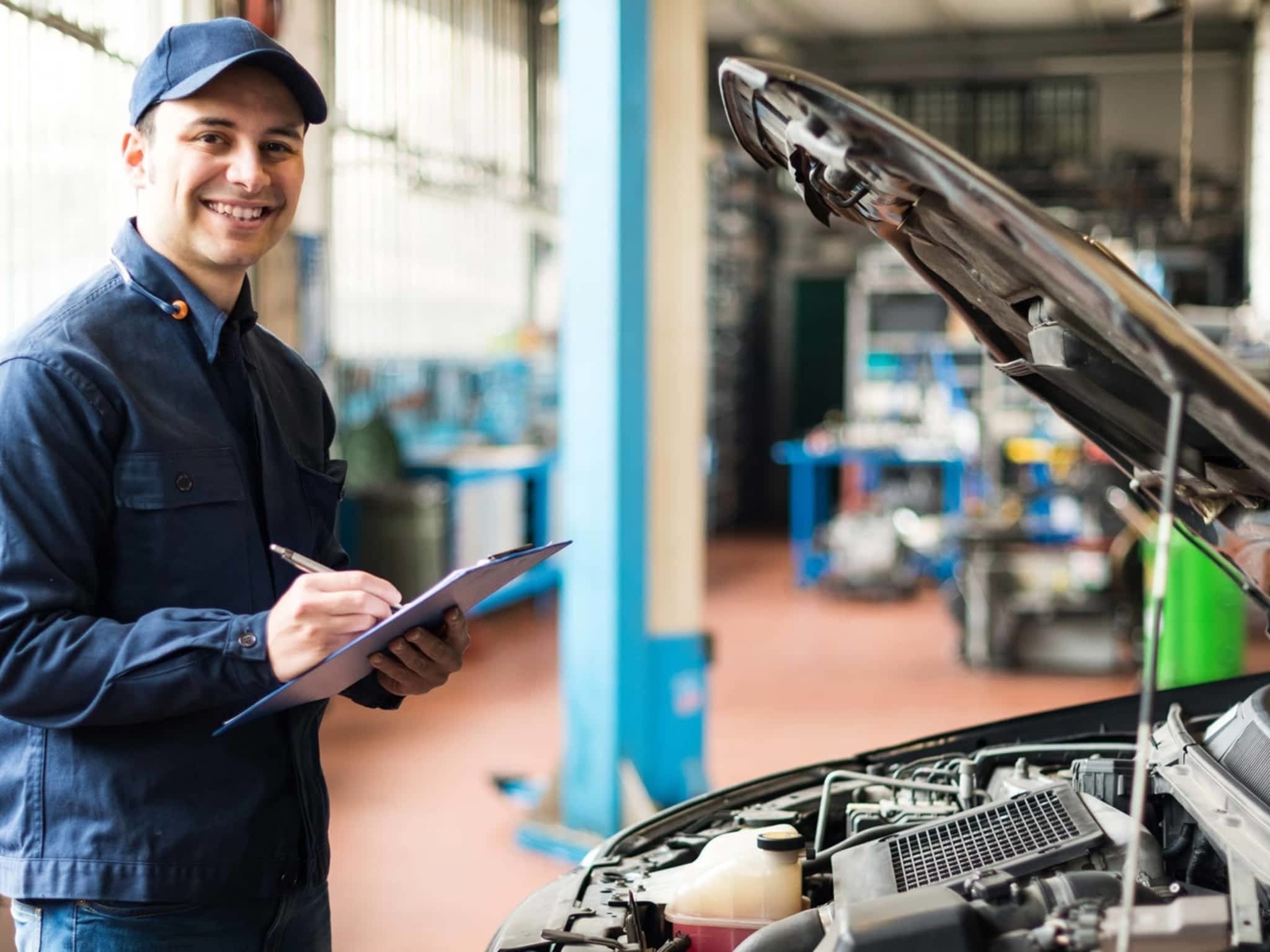 photo Prairie Custom & Collision Ltd