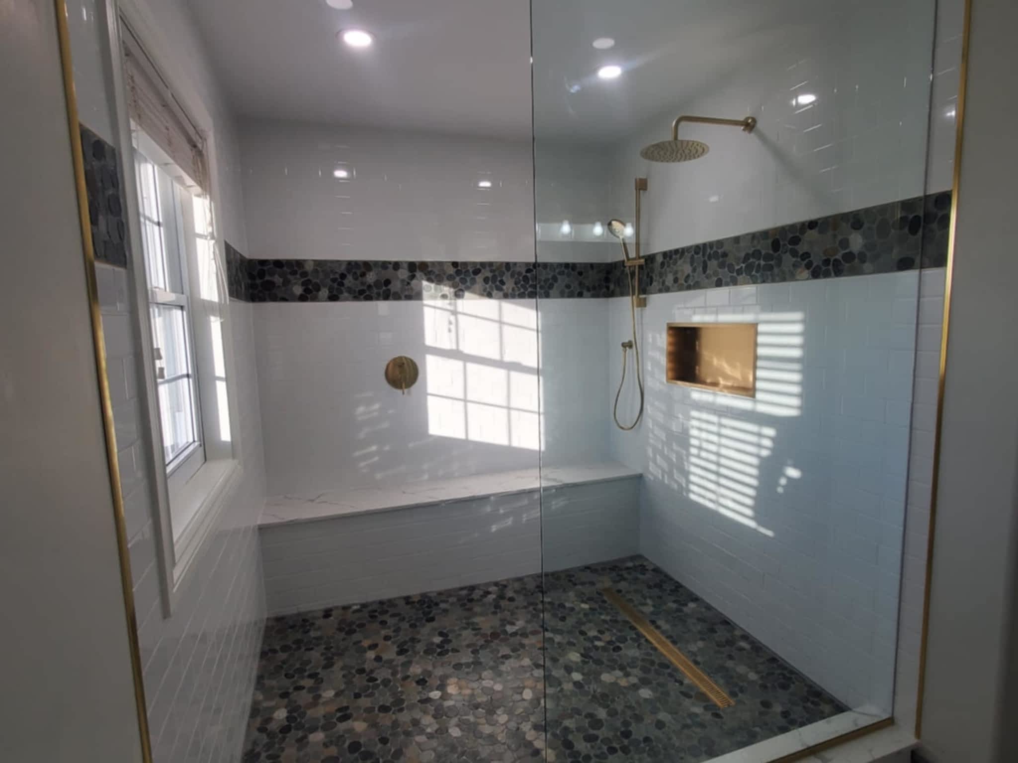 photo Peninsula Glass