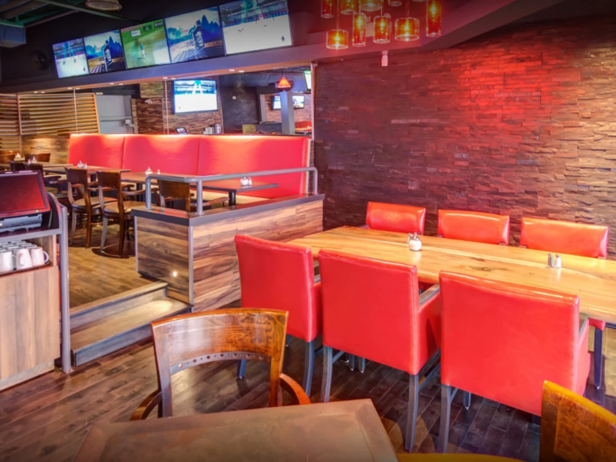 Restaurant Bar Le Stade Chicoutimi, QC 989, boul Talbot Canpages